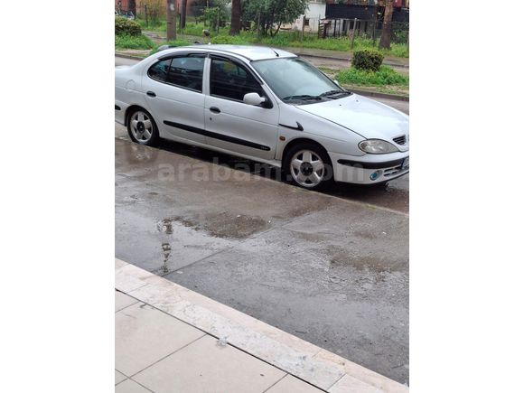Sahibinden Renault Megane 1.6 RXT 2001 Model