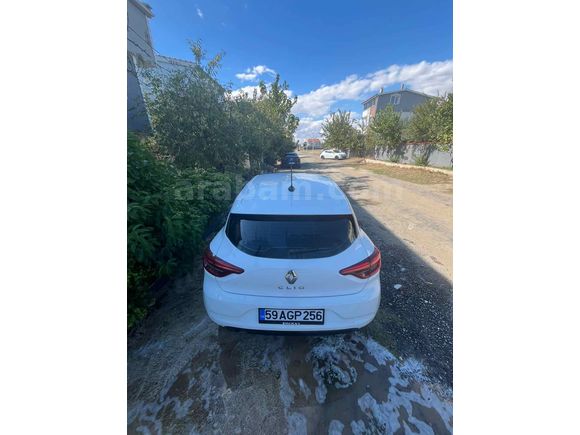 Sahibinden Renault Clio 1.0 SCe Joy 2021 Model 
