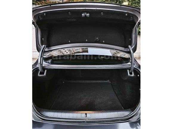 Polis Memurundan Renault Latitude 1.5 dCi Expression 2011 Model 
