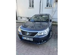Polis Memurundan Renault Latitude 1.5 dCi Expression 2011 Model 