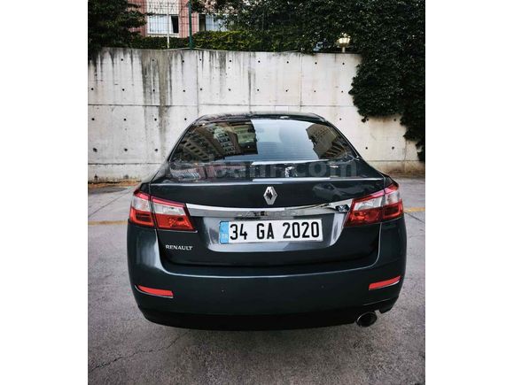 Polis Memurundan Renault Latitude 1.5 dCi Expression 2011 Model 