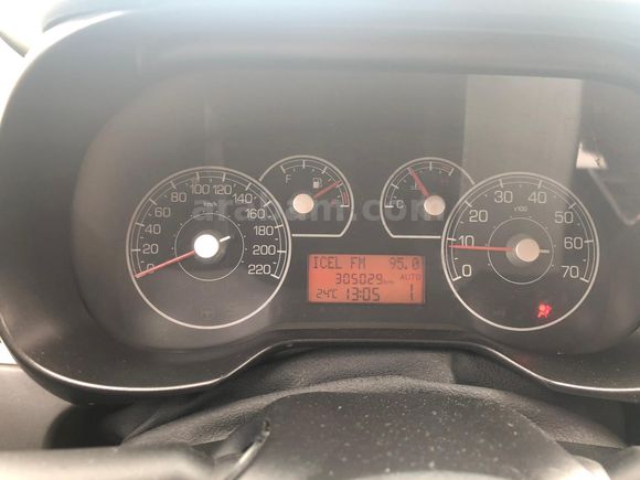 Sahibinden Fiat Punto Grande 1.4 Fire Dynamic 2008 Model Mersin