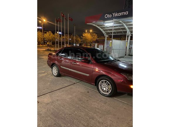 Sahibinden Ford Focus 1.6 Ghia 2001 Model 