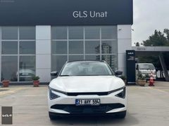 GLS UNAT KİA BAYİİ 2025 EV6 HATASIZ SIFIRDAN FARKSIZ CAM TAVANLI
