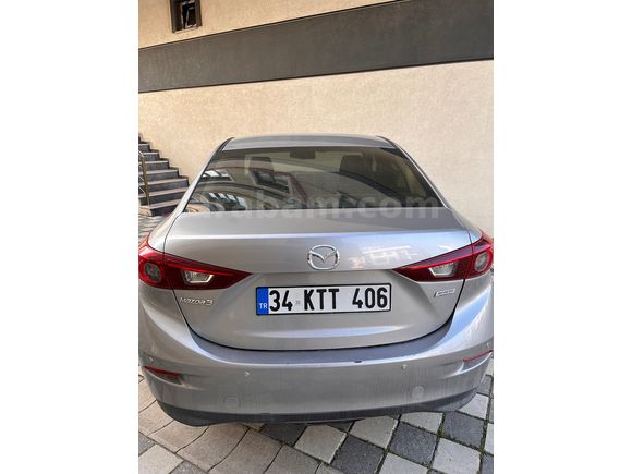 Öğretmenden Temiz Mazda 3  
