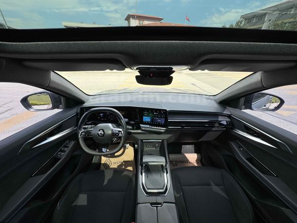 Galeriden Renault Austral 1.2 E-tech Techno Esprit Alpine 2023 Model İzmir