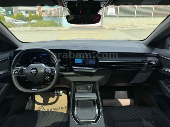 Galeriden Renault Austral 1.2 E-tech Techno Esprit Alpine 2023 Model İzmir