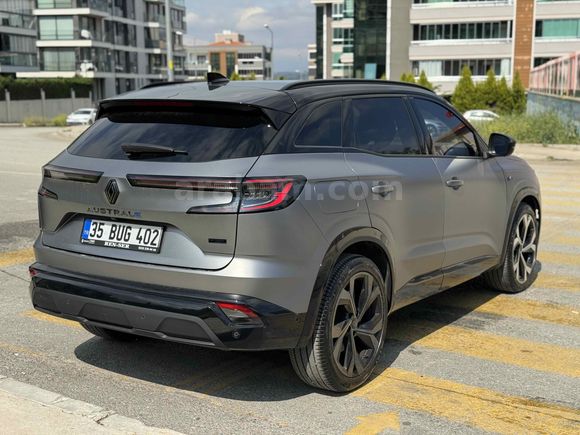 Galeriden Renault Austral 1.2 E-tech Techno Esprit Alpine 2023 Model İzmir