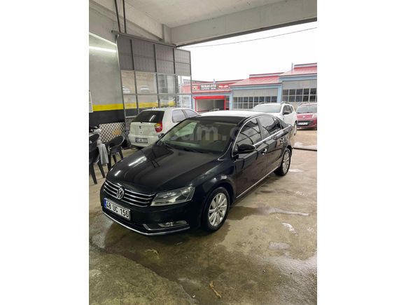 Sahibinden Volkswagen Passat 1.4 TSi BlueMotion Comfortline 2012 Model  225.000 km Siyah