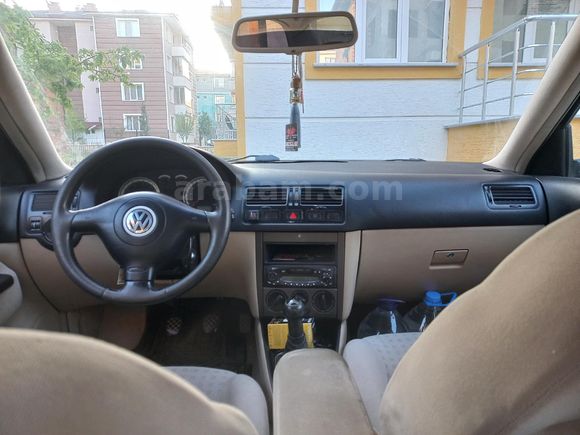 Sahibinden Volkswagen Bora 1.6 Comfortline 2000 Model  245.000 km Mavi