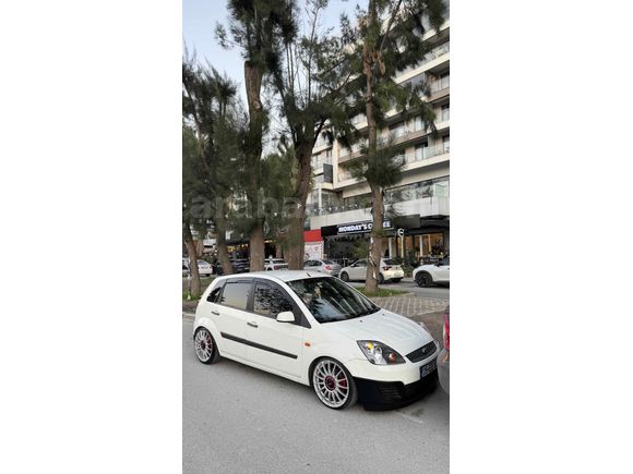 Sahibinden Ford Fiesta 1.4 TDCi Comfort 2006 Model 