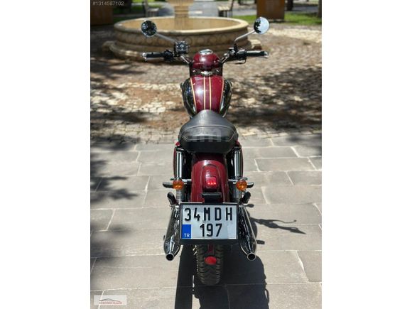 EKSPRES PLAZA'DAN 2021 JAWA 300 CL KLASİK TASARIM