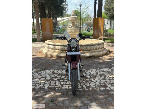 EKSPRES PLAZA'DAN 2021 JAWA 300 CL KLASİK TASARIM