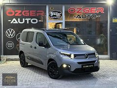 ÖZGER AUTO'DAN HATASIZ SIFIR AYARINDA OTOMATİK BERLİNGO PLUS