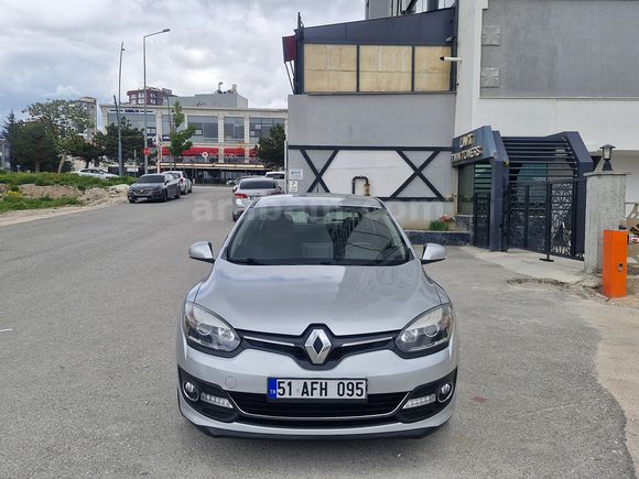 Sahibinden Renault Megane 1.6 Touch Plus 2015 Model 