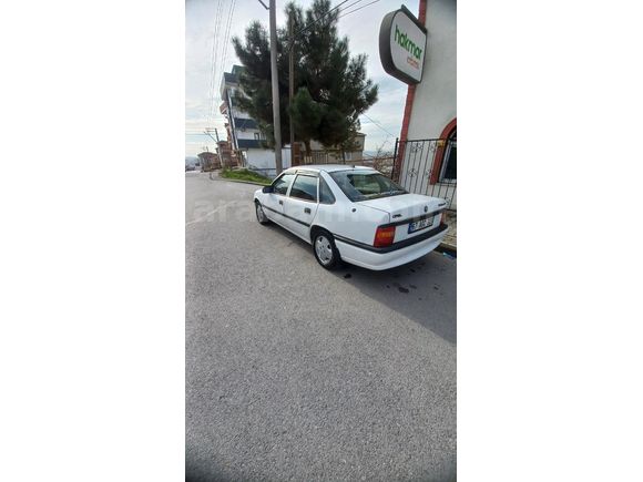 Sahibinden Opel Vectra 1.8 GL 1993 Model