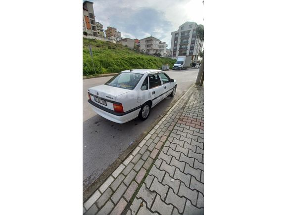 Sahibinden Opel Vectra 1.8 GL 1993 Model