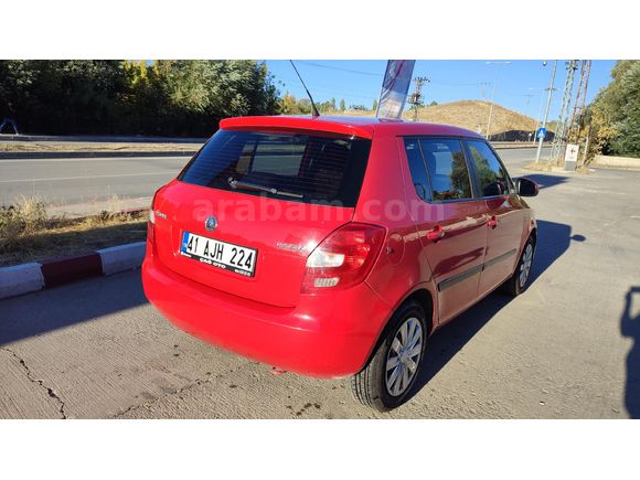 Memurdan 2013 Model Skoda Fabia 1.2 Ambition