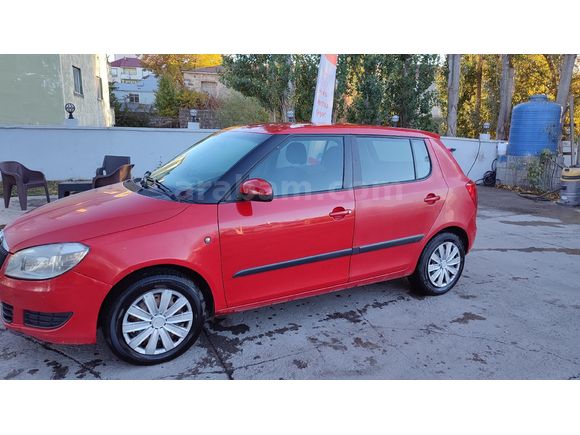 Memurdan 2013 Model Skoda Fabia 1.2 Ambition