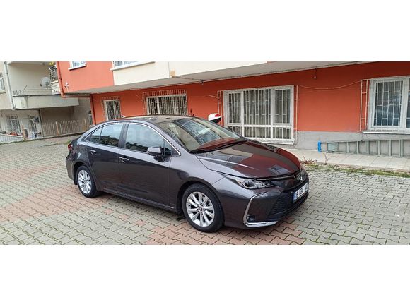 Sahibinden Toyota Corolla 1.5 Dream X-Pack 2023 Model