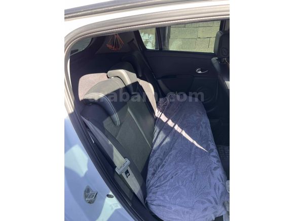 Sahibinden Renault Clio 1.5 dCi Night & Day 2012 Model  95binde