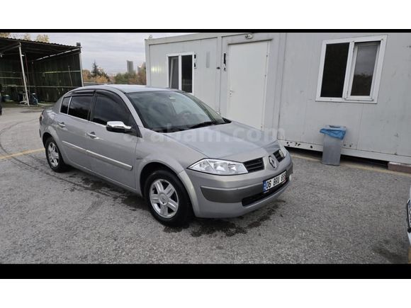 Sahibinden Renault Megane 1.6 Authentique 2004 Model  270.000 km Bej