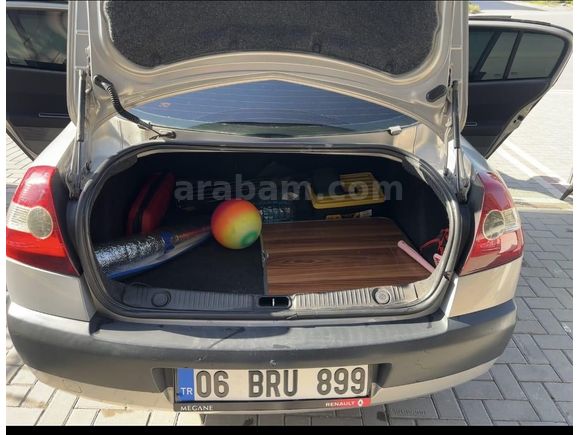 Sahibinden Renault Megane 1.6 Authentique 2004 Model  270.000 km Bej