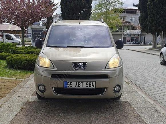 2009 PARTNER 1.6 HDİ PREMIUM MOTOR VE YÜRÜYEN SORUNSUZ