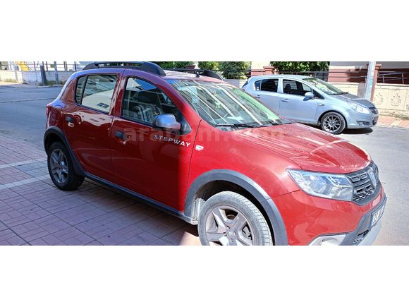Sahibinden Dacia Sandero 1.5 dCi Stepway 2017 Model  64.000 km Kırmızı