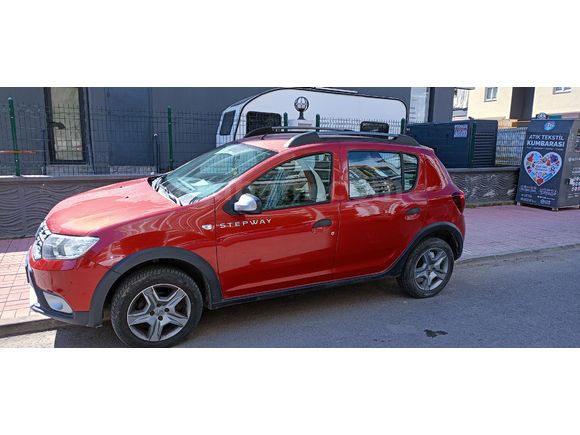 Sahibinden Dacia Sandero 1.5 dCi Stepway 2017 Model  64.000 km Kırmızı