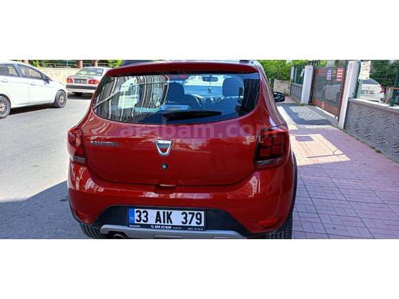 Sahibinden Dacia Sandero 1.5 dCi Stepway 2017 Model  64.000 km Kırmızı