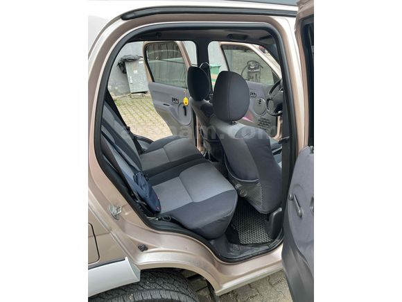 Sahibinden Daihatsu Terios 1.3 SX 2004 Model 