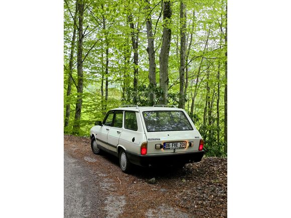 Renault R 12 Toros 1990 Model