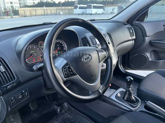 Sahibinden Hyundai i30 1.6 CVVT Select mode sr 2008 Model 