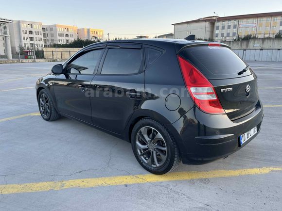 Sahibinden Hyundai i30 1.6 CVVT Select mode sr 2008 Model 
