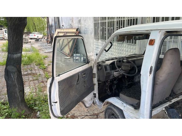 Sahibinden Suzuki Carry Glass Van 1994 Model 
