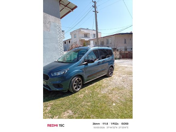 Sahibinden Ford Tourneo Courier 1.5 TDCi Titanium Plus 2022 Model