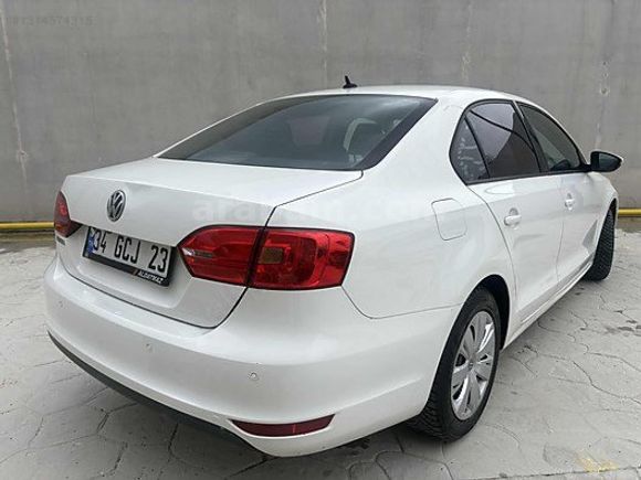 2012 MODEL 55 BİN KM'DE OTOMATİK ÇOK TEMİZ JETTA
