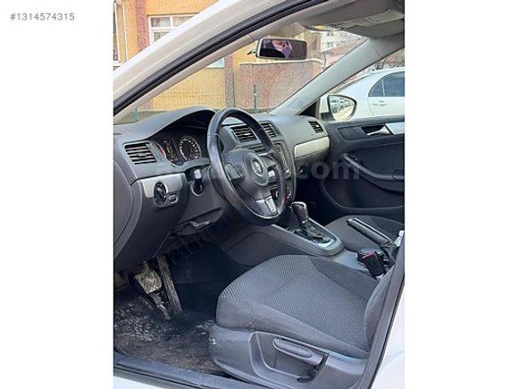 2012 MODEL 55 BİN KM'DE OTOMATİK ÇOK TEMİZ JETTA