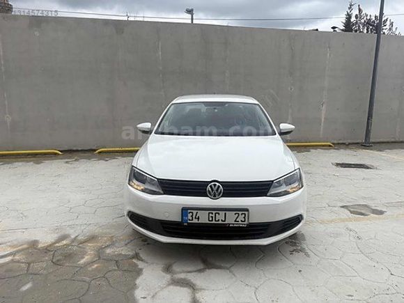 2012 MODEL 55 BİN KM'DE OTOMATİK ÇOK TEMİZ JETTA