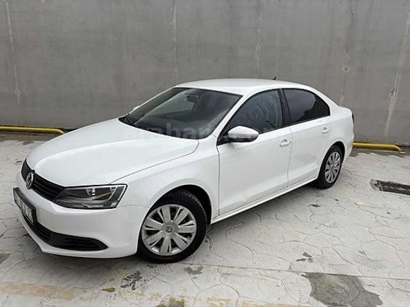 2012 MODEL 55 BİN KM'DE OTOMATİK ÇOK TEMİZ JETTA
