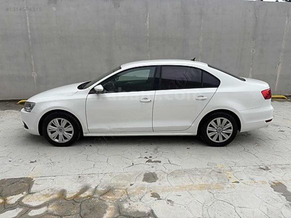 2012 MODEL 55 BİN KM'DE OTOMATİK ÇOK TEMİZ JETTA
