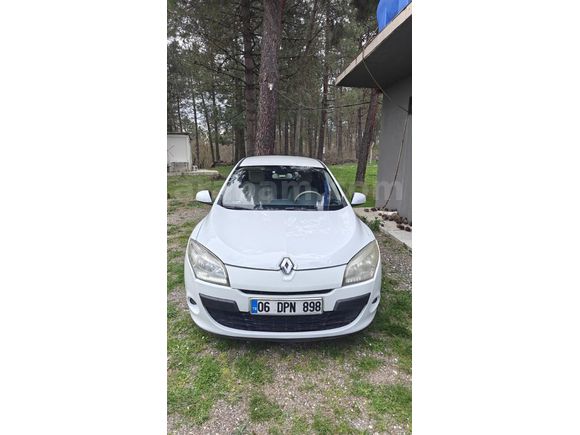 Sahibinden Renault Megane 1.6 Privilege 2010 Model