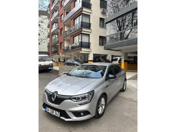 Sahibinden Renault Megane 1.5 Blue DCI Touch 2019 Model 
