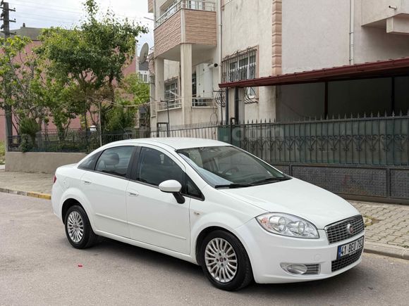 Galeriden Fiat Linea 1.3 Multijet Active Plus 2012 Model Kocaeli