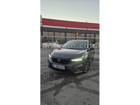 memurdan hatasız boyasız tramersiz en dolusu ekstra aksesurlı honda city