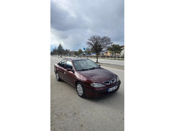 Galeriden Renault Megane 1.6 RXT 2002 Model Tokat