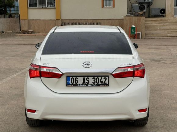Sahibinden Toyota Corolla 1.6 Advance 2014 Model