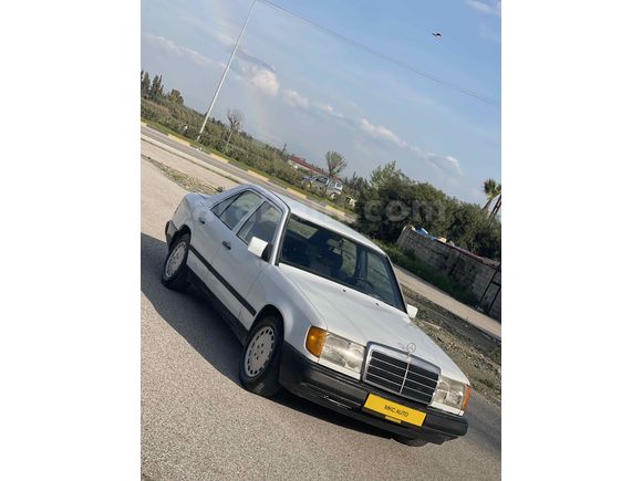 Galeriden Mercedes - Benz E 200 d 1986 Model Hatay