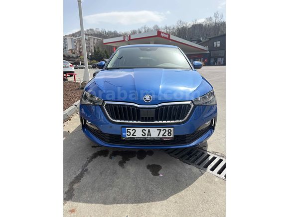 Öğretmenden Düşük Km , Servis Bakımlı, Değişensiz Araç. Ciddi Alıcıları Üzmem